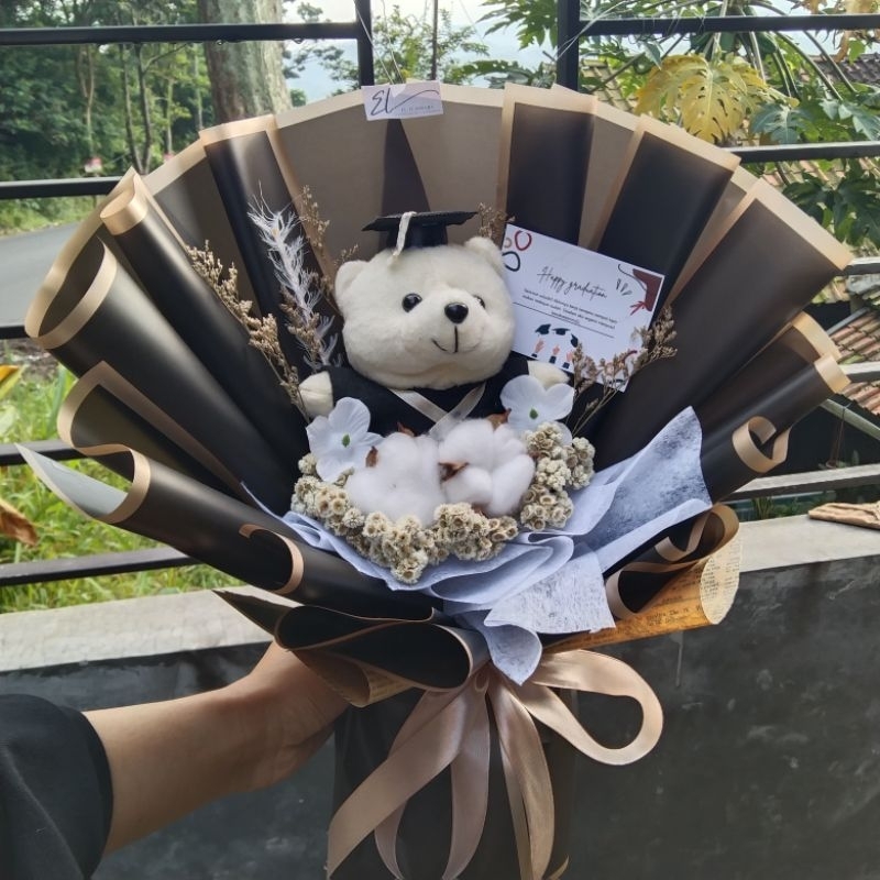 BUKET BUNGA WISUDA | BUKET BONEKA WISUDA | BUKET BONEKA | BUKET WISUDA BUNGA KERING | BUKET WISUDA M