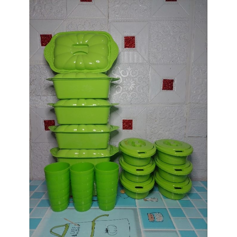 PRASMANAN SET 15 PCS ( 6 prasmanan kotak , 6 prasmanan oval , 3 gelas )