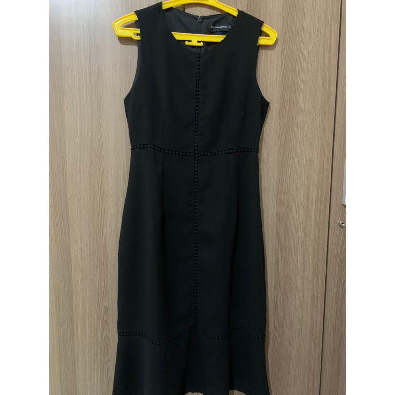 The executive Dress