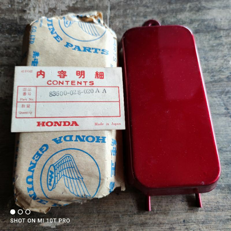 Toolbox Tutup Accu Honda CS90 S90Z Merah Original Honda Japan