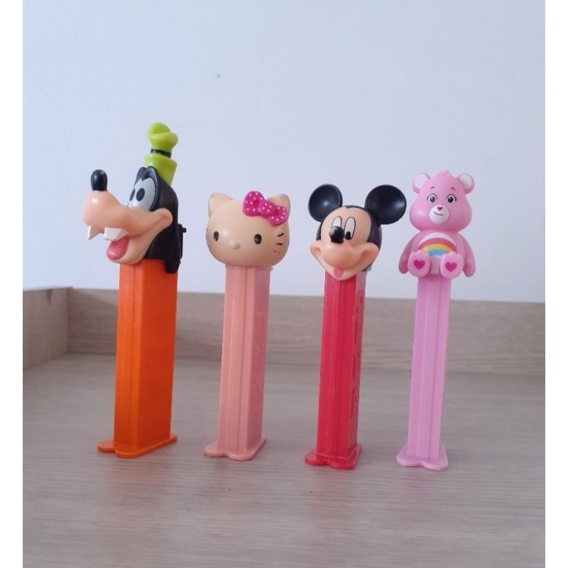 mainan figure dispenser permen PEZ 21