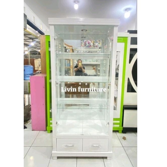 lemari pajangan 2 pintu kaca