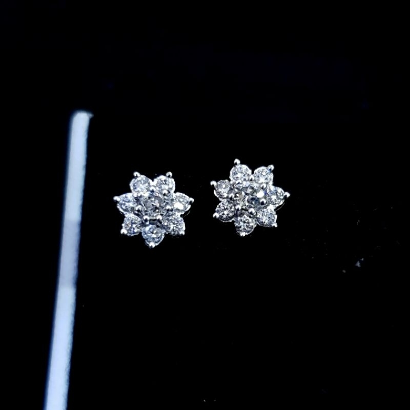 Anting Emas putih Tusuk Berlian Asli Eternity design
