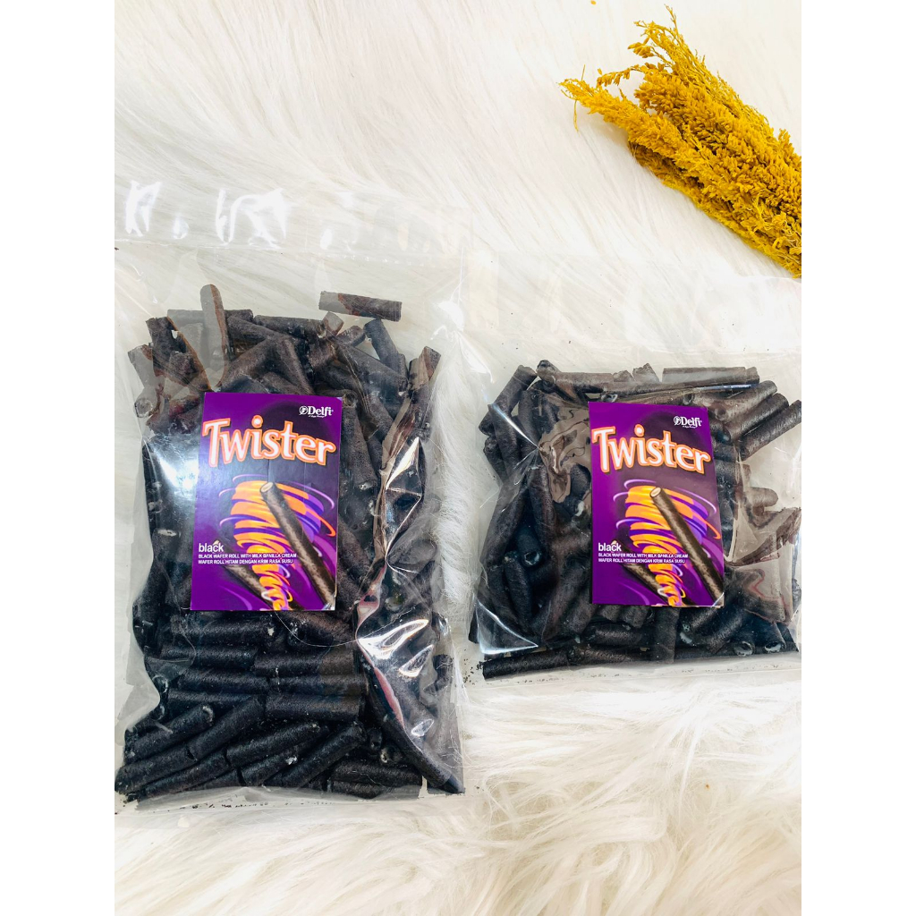 

Snack Twister Black 500gr|| Makanan Ringan Kiloan