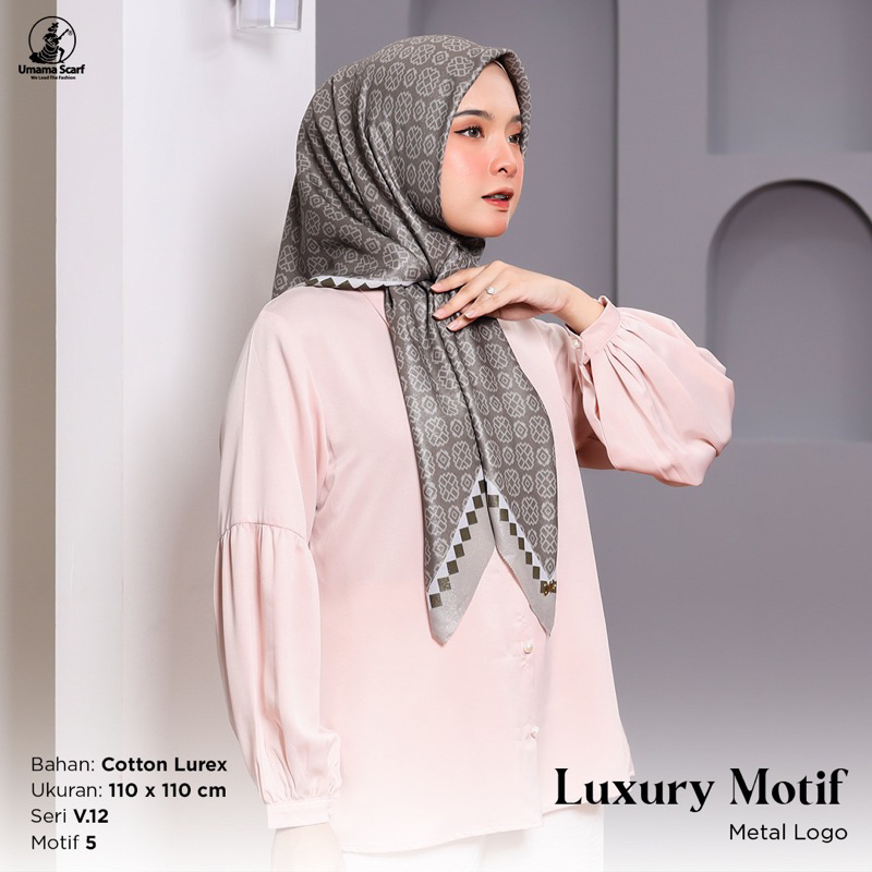luxury print motif LC metal logo by umama scarf/ hijab segiempat luxury motif