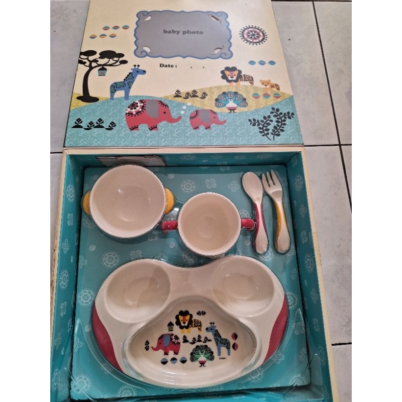 Richell Kinpro feeding set