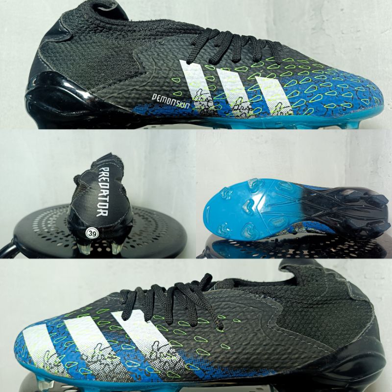 Predator| Sepatu Bola Adidas Predator biru