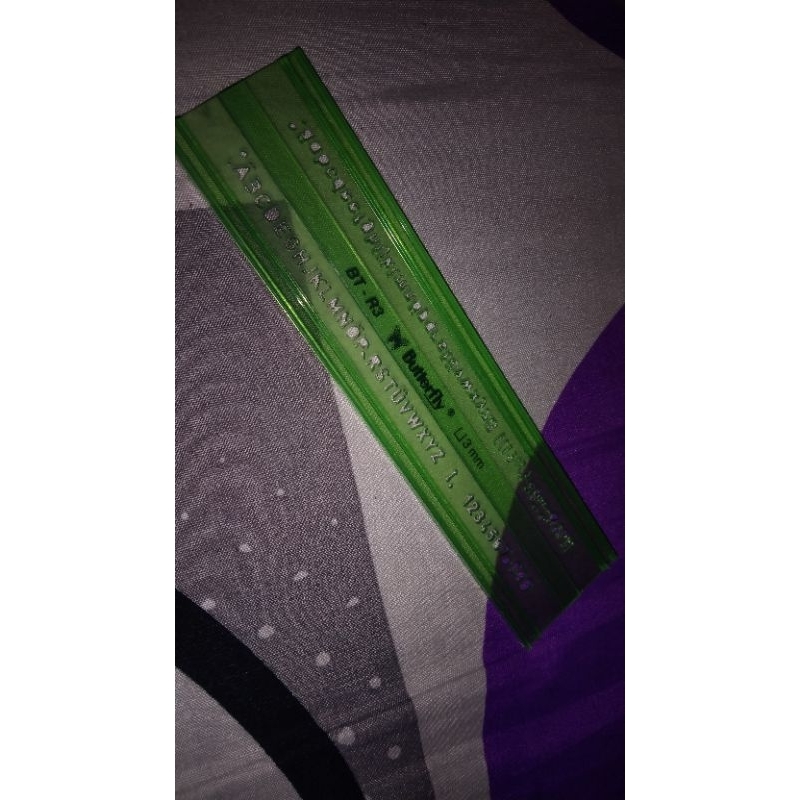 

Penggaris Mal Butterfly Bekas