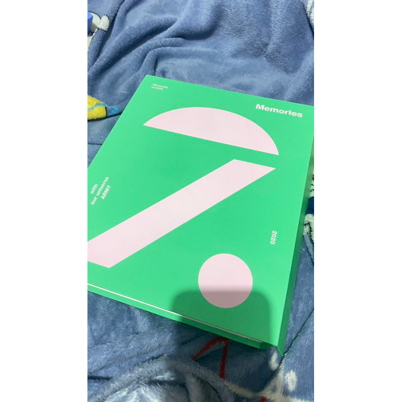 BTS MEMORIES 2020 DVD (photobook only)