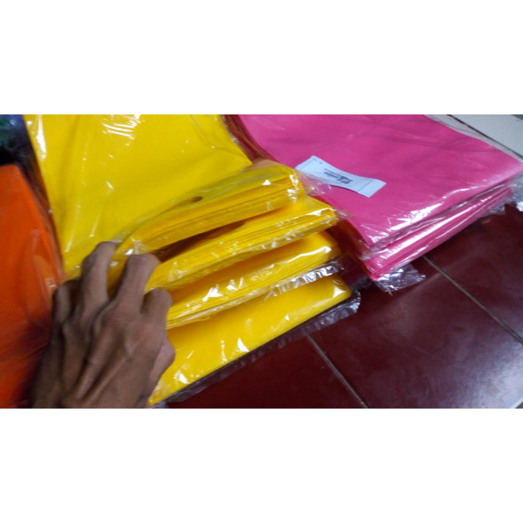 

Grosir 1 Kodian Isi 20 Tas Spunbond Goodie Bag Oval Polos Besar / Kecil 20X26 25X35 30X40 Untuk