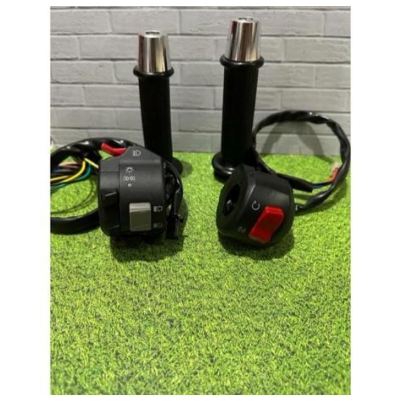 Grip Vixion Old Ckd Sepasang Mirip Ori Plus Jalu Stang Crum Plus Saklar Kanan Kiri Hitam Kualitas
