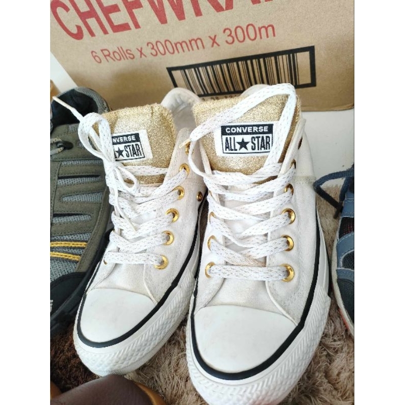 Converse limited edition