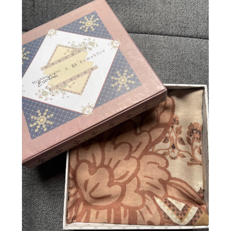 Preloved Like New, RiaMiranda x RumahAyu Dawa Scarf, Warna Mustard