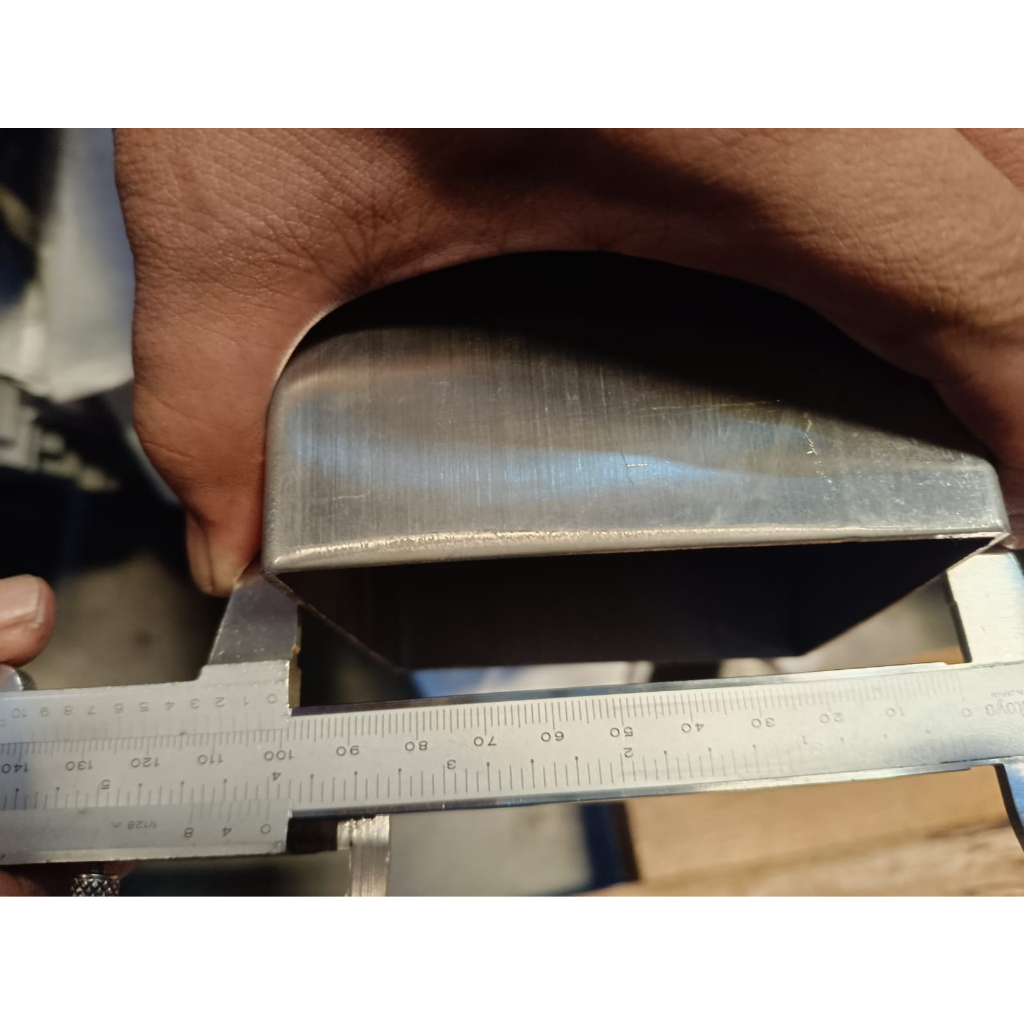 Hollow / Besi Kotak / Square Bar Stainless Steel SS304 Size : 80 x 80 x 3 mm x 6000 mm / 6 mtr