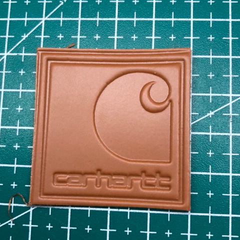 

CARHARTT LEATHER PATCH SEMI KULIT HOT STAMP DEBBOSS NEWTAN CO 1x DI KIRIM 600PCS