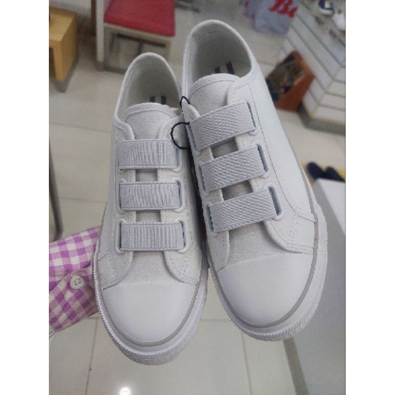 Sepatu Northstar Bata Putih 489-1137