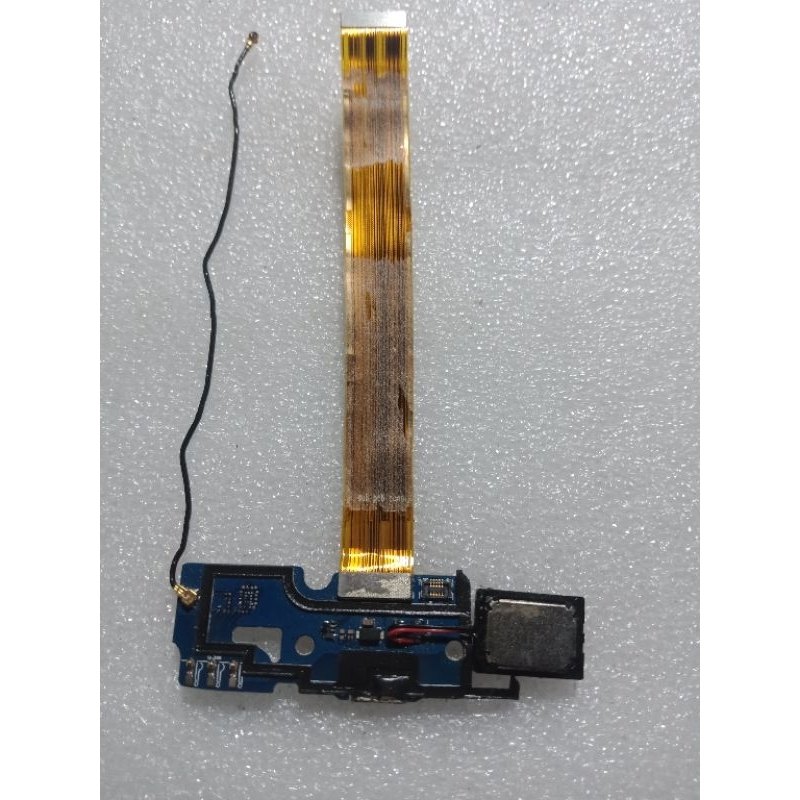 Flexibel port cas evercoss u50a max ori