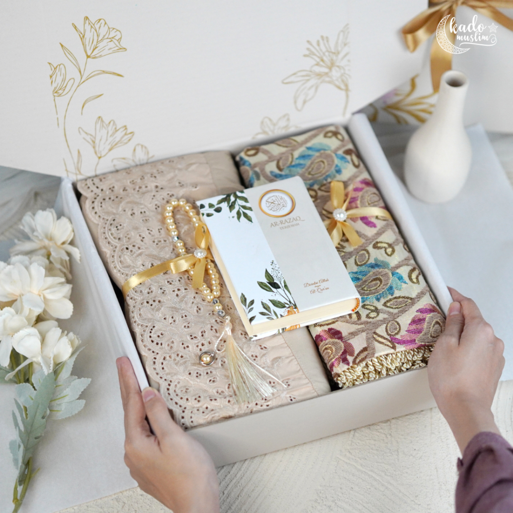 HAMPERS MUKENA PERNIKAHAN SAJADAH AL QURAN | KADO ULANG TAHUN GURU | SET SESERAHAN ALAT SHOLAT | HAD