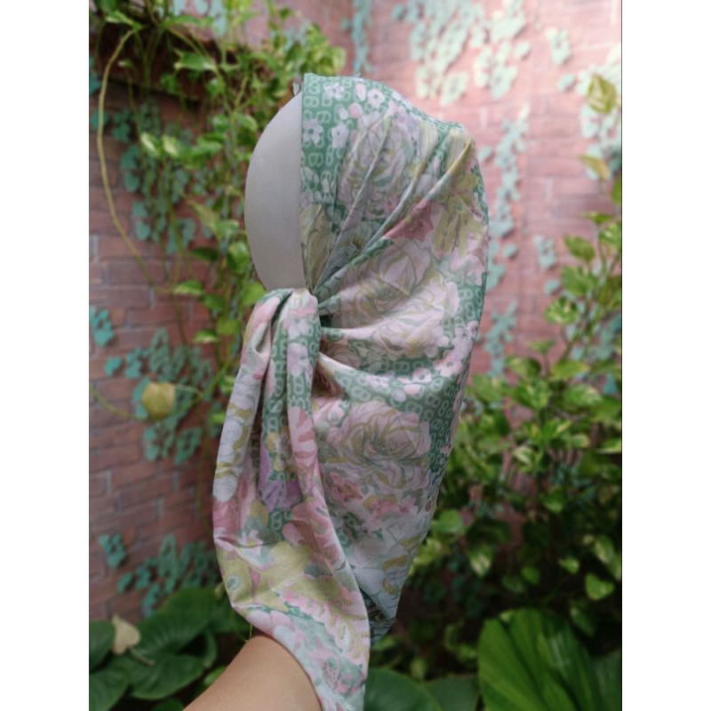 JILBAB CANTIK BAHAN VOAL JILBAB MOTIF HIJAU