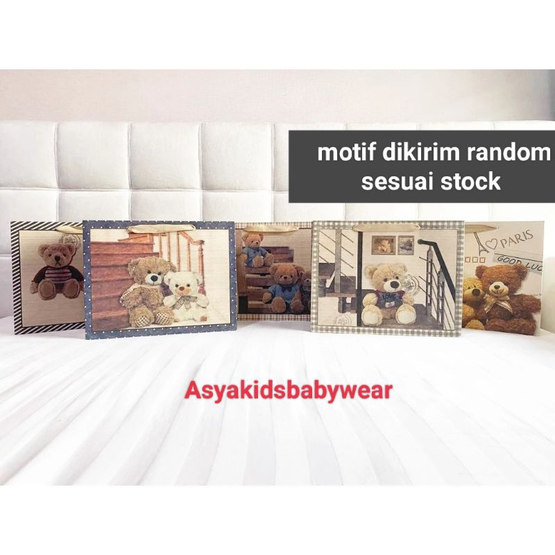 

paper bag bear motif random