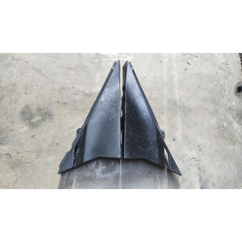 Cover tutup aki yamaha vixion new original 2nd lepasan motor
