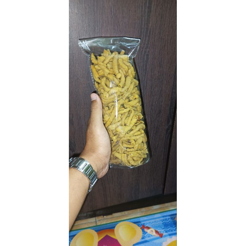 

Kripik Usus kriuk , porsi lega !!!