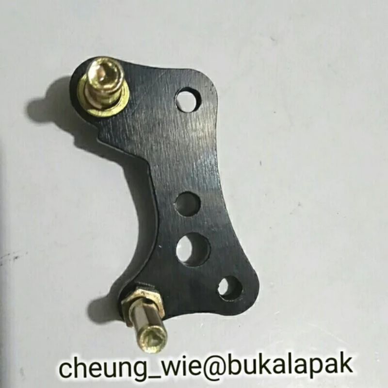 breket bracket Kaliper cakram depan standard Suzuki New Shogun FL125 NR/RR/SP 2008-2010 Komplit sepe