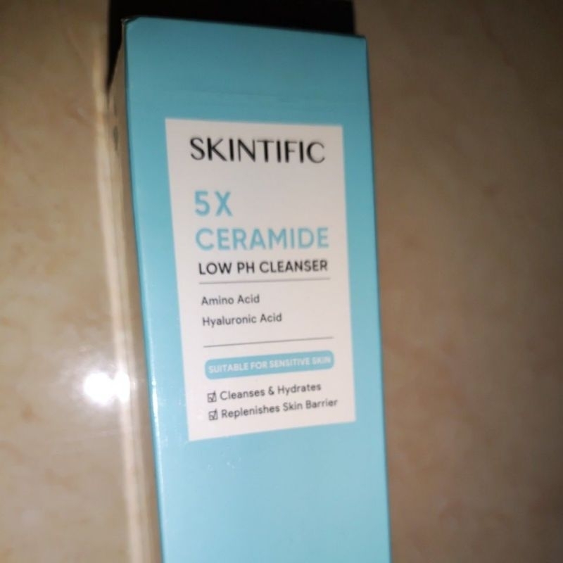 facial wash skintific