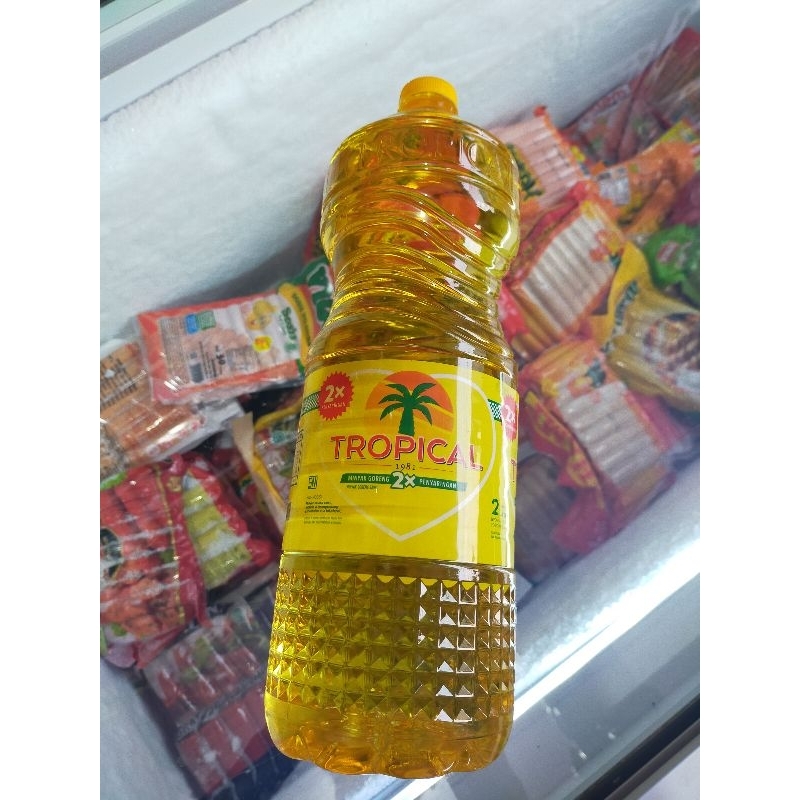 

minyak goreng tropical 2 liter (botol/pouch kirim random tidak bisa milih)