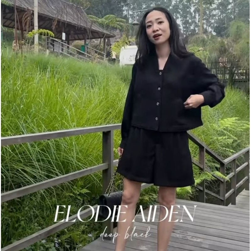 Maven Elodie Aiden black booked