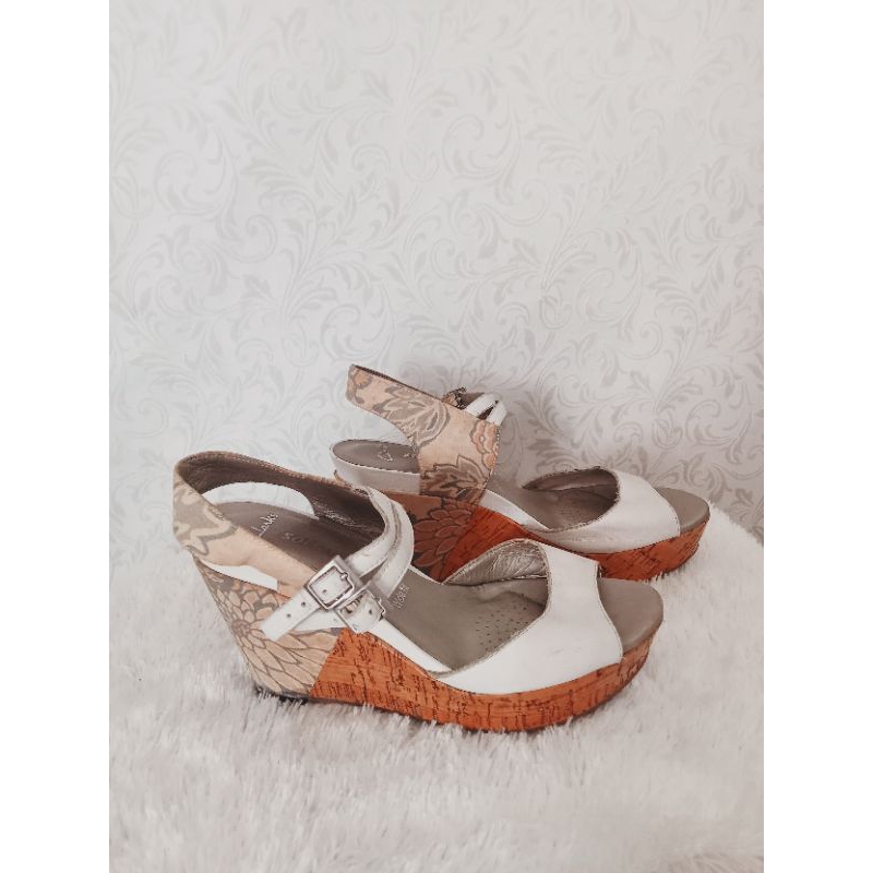 sepatu wanita kulit Clark size 6