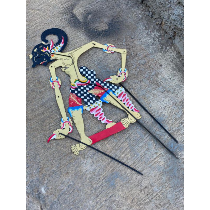 WAYANG BIMA WERKUDARA BRATASENA WAYANG KULIT KERTAS  75 cm ASLI