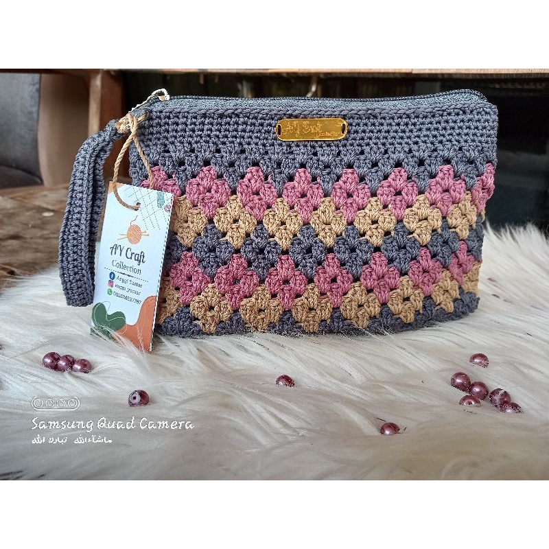AY craft | Dompet HP rajut | pouch rajut | tempat hp rajut | tas hp rajut cantik viral bunga tali