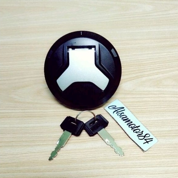 TUTUP TANGKI BENGSIN YAMAHA N MAX 2015-2019