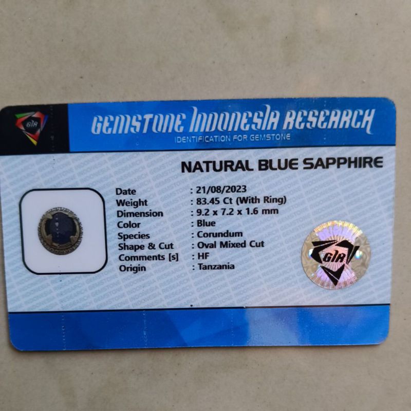 natural blue sapphire + memo