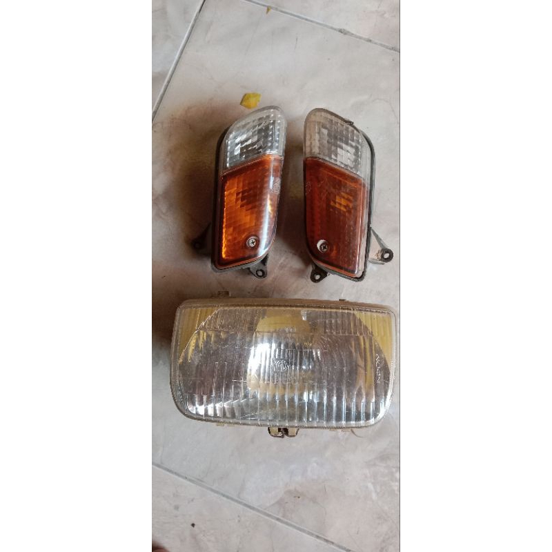 lampu depan honda gren kgd