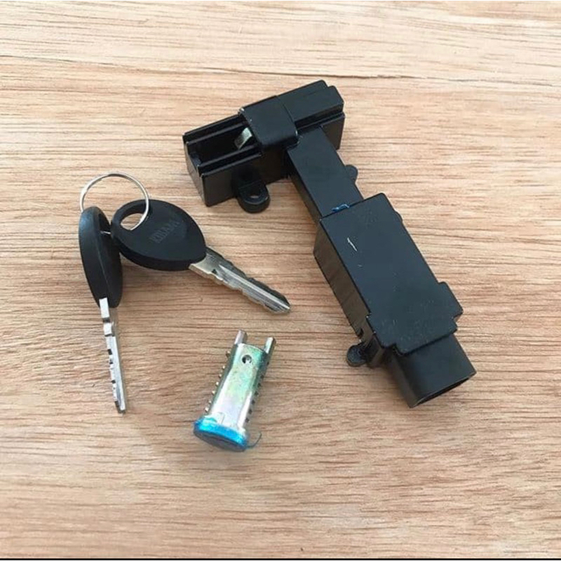 Kunci Jok Pisah Set Vespa Exclusive Model Original