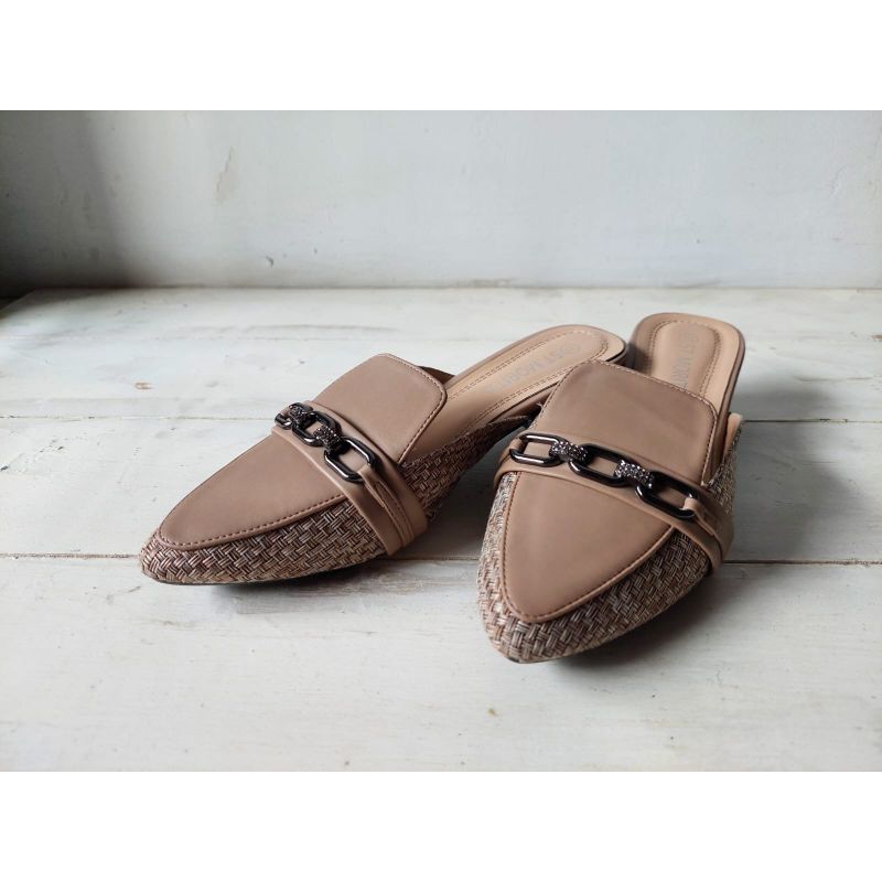 Prelove Sepatu Sandal Selop St.Moritz / Mules St.Moritz