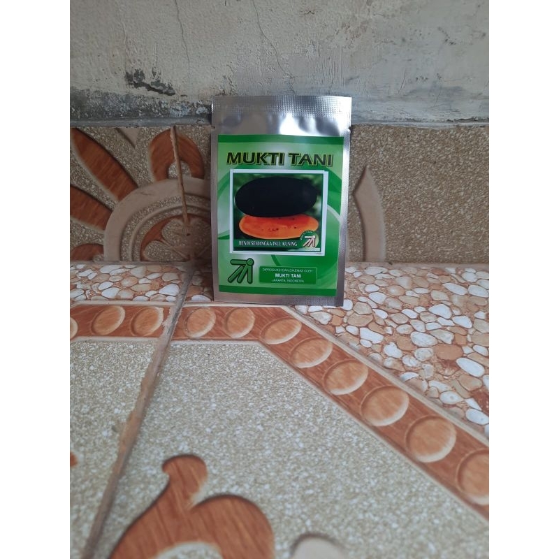 Benih Semangka Inul Kuning F1 0,1 gram Produk Mukti Tani | Bibit Semangka Inul Kuning F1 Unggul