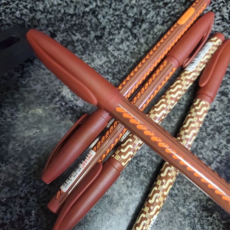 

pulpen batik 0.7 mm hitam