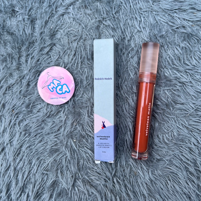 lipcream rabbit habit