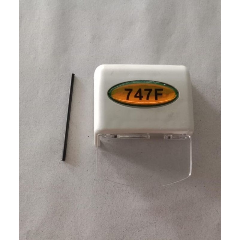 KC61F tutup muka 747 bulat