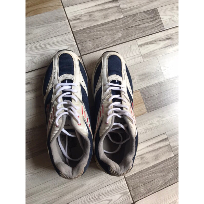 [Preloved] Sepatu Running Spotec Kinetic White Navy 42 Original