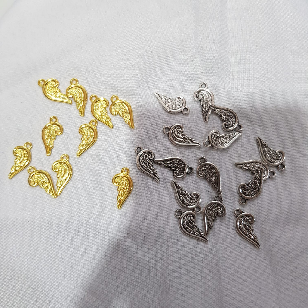 CHARM SAYAP SETENGAH HATI /ACC MANIK MANIK