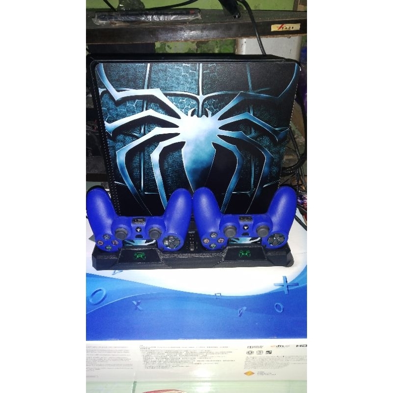 Playstations 4,ps4,slim,pro,fat original frimware OFW 1TB bukan 500GB plus 3 stick ori mesin