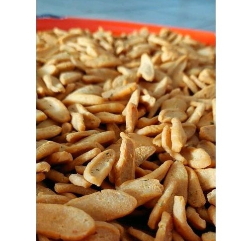 

KUE BAWANG GURIH RENYAH ASLI MADURA.. Eceran, Grosir.