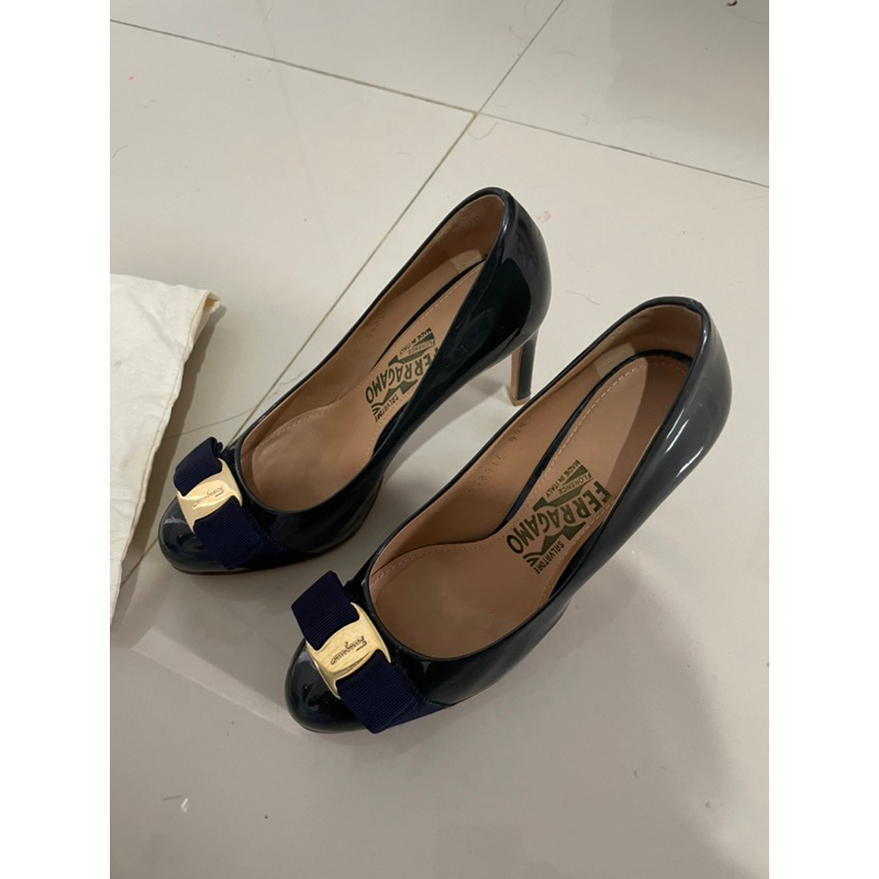 Salvatore ferragamo heels preloved