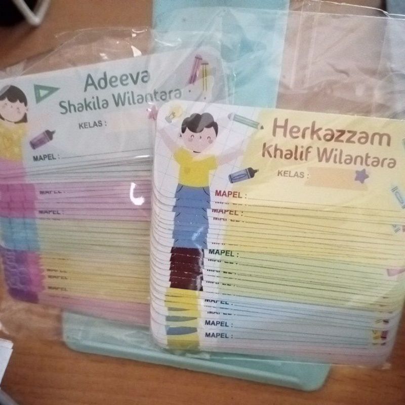 

Label nama Adeeva Shakila dan Herkazzam Khalif