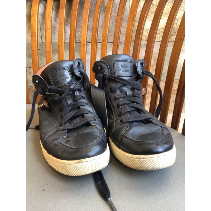 Sepatu Coach size 38 insole 25 cm second