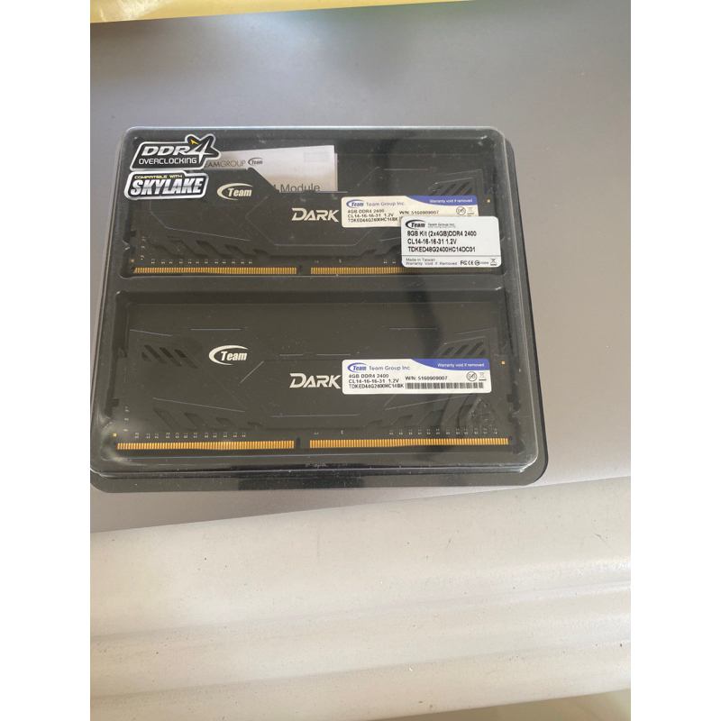 memory ram 4gb ddr4 2400mhz team dark